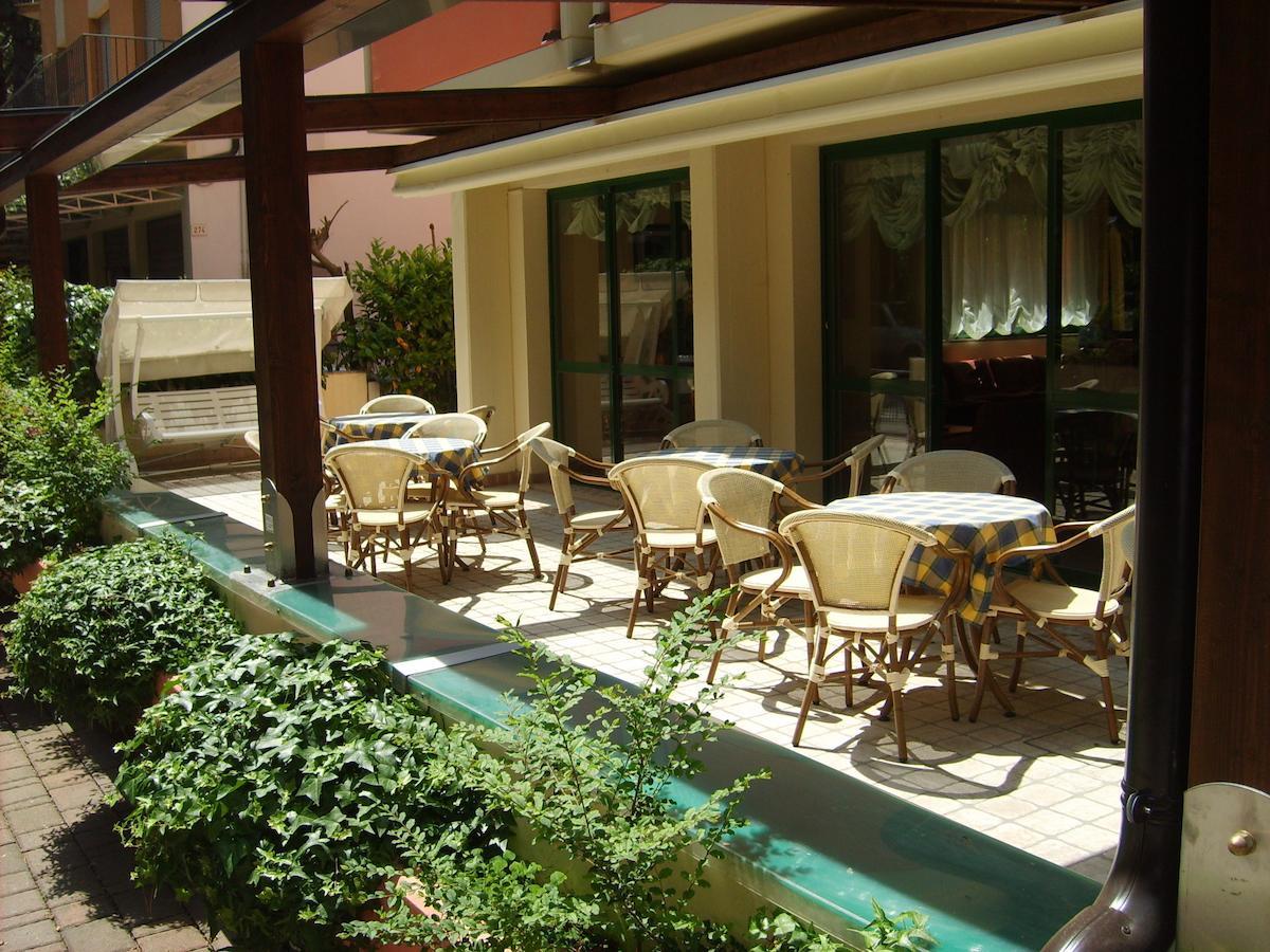 Hotel Valentino 피나렐라 외부 사진